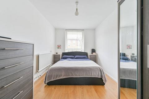 1 bedroom flat for sale, Wilmot Close, Peckham, London, SE15