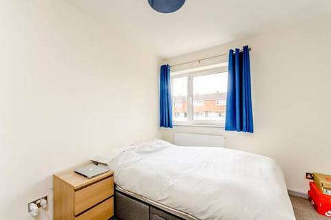 3 bedroom maisonette for sale, Bessborough Road, Roehampton, London, SW15