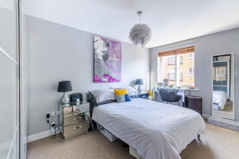 1 bedroom flat to rent, Candle Street, Mile End, London, E1
