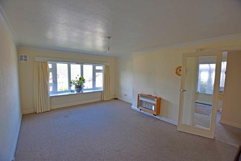 2 bedroom semi-detached bungalow for sale, Weaponness Valley Close, Scarborough YO11