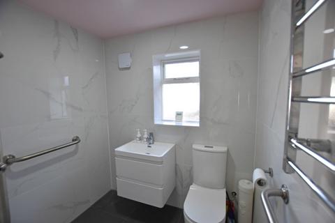 2 bedroom semi-detached bungalow for sale, Weaponness Valley Close, Scarborough YO11