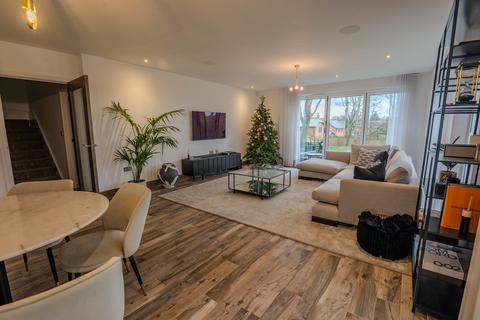 11 Baxter Green, Bramcote, Nottingham, NG9 3TB