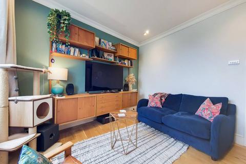 2 bedroom flat for sale - Leigh Road, East Ham, London, E6