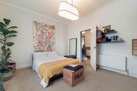 74 Leigh Road, London, E6 2AS