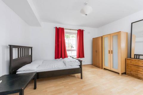 2 bedroom flat for sale - Meadow Road, Vauxhall, London, SW8