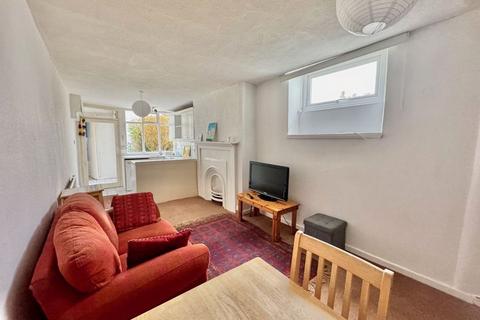 2 bedroom cottage for sale, Church Street, Torquay