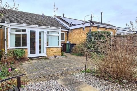 2 bedroom terraced bungalow for sale - Lynfield Road, North Walsham