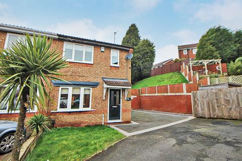 32 Club Row, Dudley, DY3 2BP