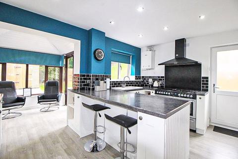 32 Club Row, Dudley, DY3 2BP