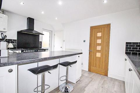 32 Club Row, Dudley, DY3 2BP