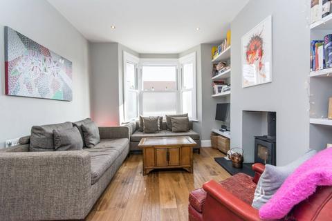 4 bedroom terraced house to rent - Northcote Road, Harlesden, London, NW10