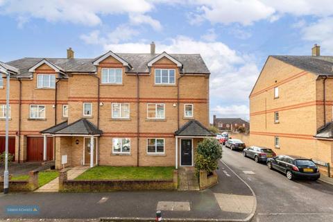 4 bedroom end of terrace house for sale, RICHMOND ROAD