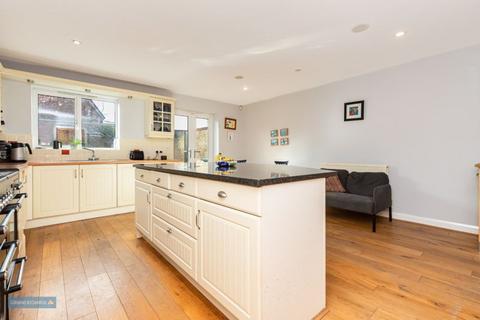 4 bedroom end of terrace house for sale, RICHMOND ROAD