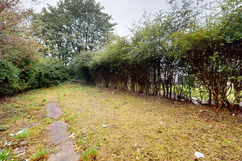 1 Middlebrook View, Bradford, BD8 0ES