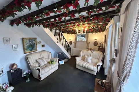 2 bedroom cottage for sale - Tan Y Graig Road, Llysfaen