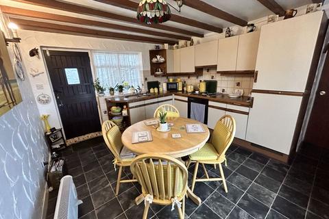 2 bedroom cottage for sale, Tan Y Graig Road, Llysfaen