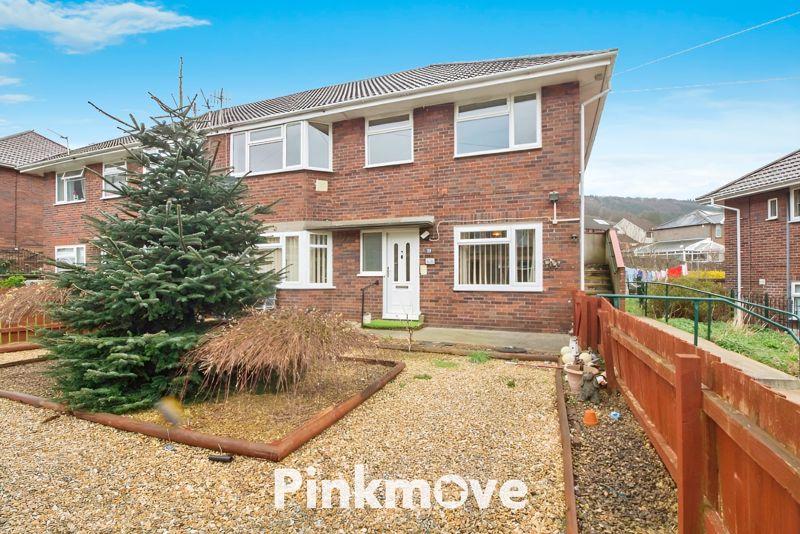 Abercarn Fach, Newport REF00023523 2 bed apartment for sale £130,000