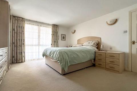 3 bedroom terraced house for sale, Stringfellow Mews, Holyrood Street, Chard, Somerset TA20