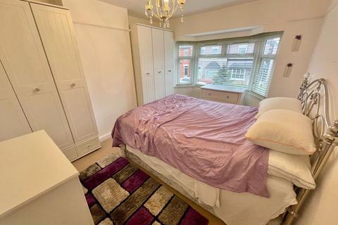 67 Beechley Road, Wrexham, LL13 7AU
