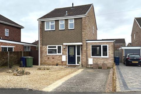 3 bedroom detached house for sale, Ansdell Drive, Brockworth, Gloucester