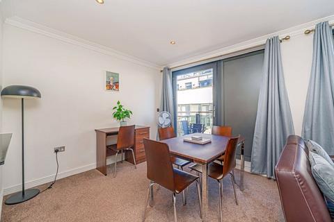 2 bedroom apartment to rent, Surbiton Plaza, St. Marys Road, Surbiton KT6 4EP