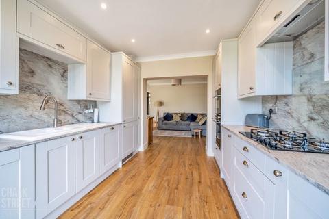 30 Parsonage Road, Rainham, RM13 9LW