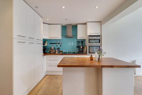 undefined, Poplar Avenue, Windlesham GU20