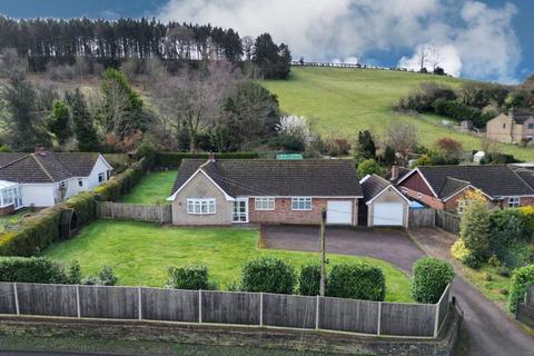 3 bedroom detached bungalow for sale, Crossways, Ruardean GL17