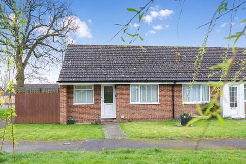 2 bedroom bungalow for sale, Maple Way, Gillingham SP8