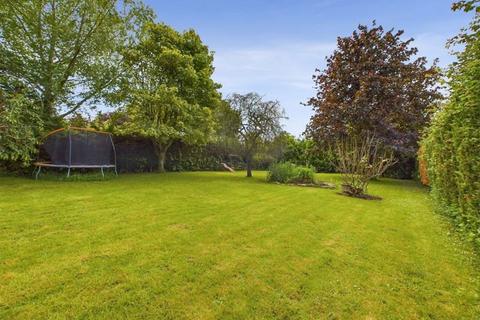 8 Bridge Road, South Petherton, TA13 5JD