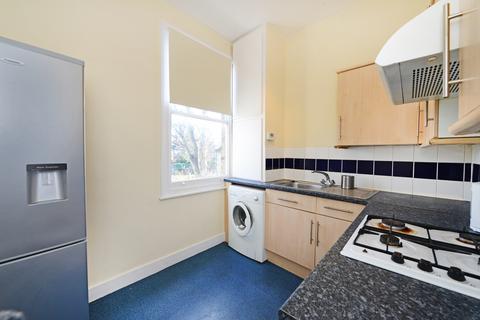 2 bedroom flat to rent - Fordhook Avenue, W5