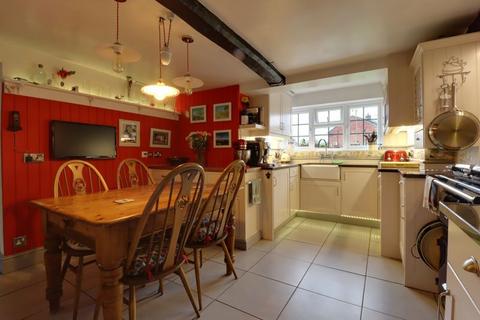 4 bedroom detached house for sale - Wood Eaton Road, Stafford ST20