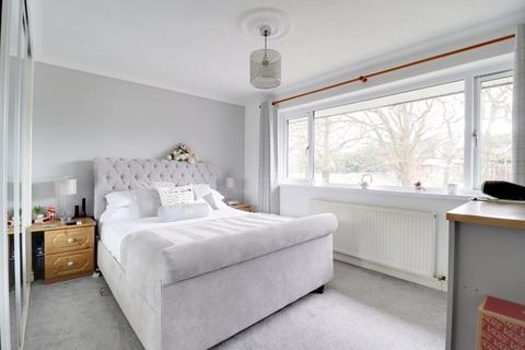 73 Dutton Close, Stoke Heath, Market Drayton, TF9 2JW