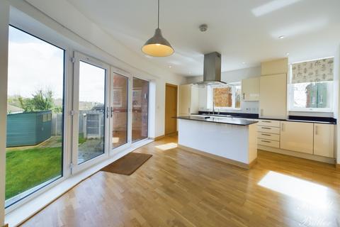2 bedroom apartment to rent - Summerhouse Hill, Buckingham, Buckinghamshire, MK18