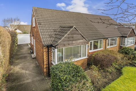 3 bedroom bungalow for sale - Springbank Drive, Farsley, Pudsey, LS28