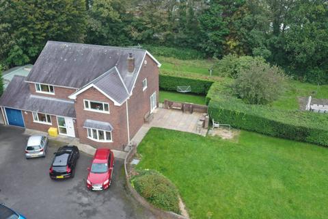 4 bedroom detached house for sale, Priestley Road, Caernarfon, Gwynedd, LL55