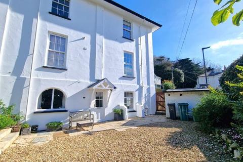 2 bedroom flat for sale, Kings Road, Bembridge, Isle of Wight, PO35 5NT