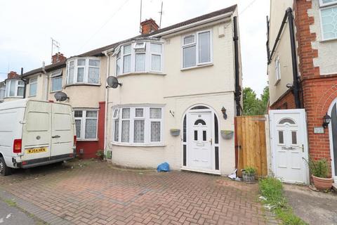 4 bedroom semi-detached house for sale, Chester Avenue, Challney, Luton, Bedfordshire, LU4 9SQ