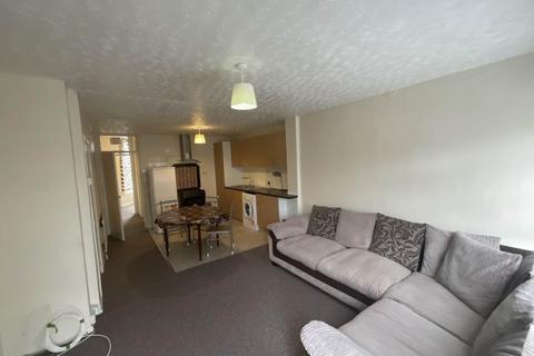 1 bedroom flat to rent, Elgin Road, Seven Kings, Essex