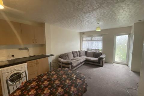 1 bedroom flat to rent - Elgin Road, Seven Kings, Essex