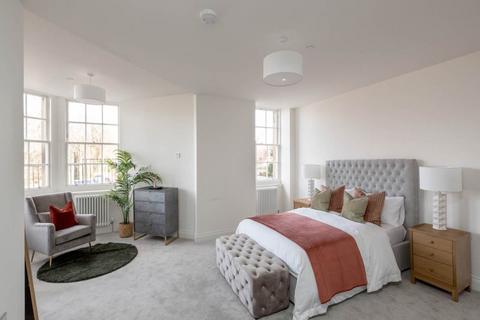 2 bedroom flat for sale, Sassoon Grove, Morningside, Edinburgh