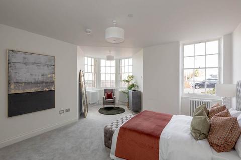 2 bedroom flat for sale, Sassoon Grove, Morningside, Edinburgh