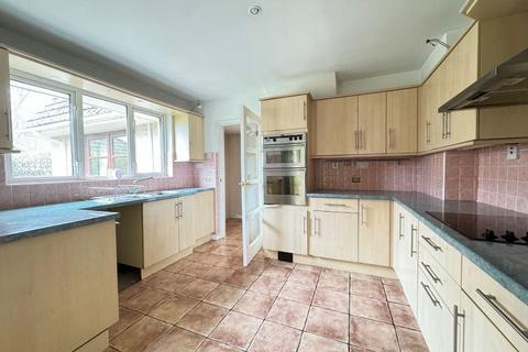 4 bedroom detached house for sale, The Gables, Common Road, Gilwern, Abergavenny