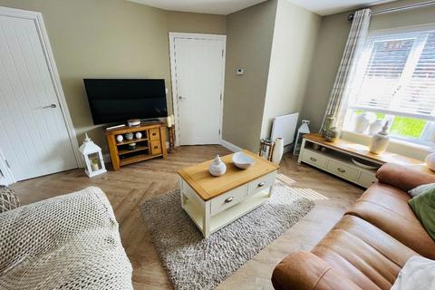 13 Clos Castell, Llangynidr, Crickhowell, NP8 1NZ