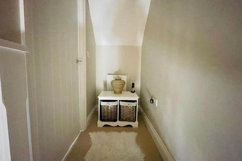 13 Clos Castell, Llangynidr, Crickhowell, NP8 1NZ
