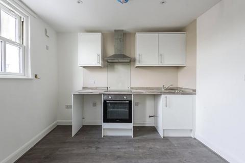 1 bedroom apartment to rent - New Cross Road, London, SE14