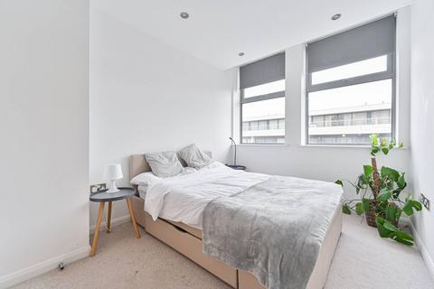 1 bedroom flat for sale - Norwich House, Streatham Hill, London, SW16