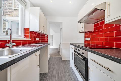 1 bedroom apartment for sale, Courthill Road, London