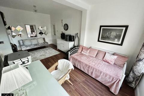11 Baskerville Road, Kidderminster, DY10 2YF