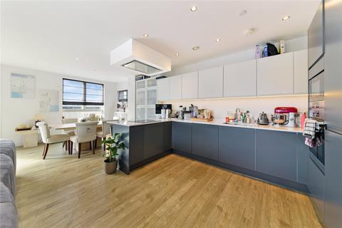 3 bedroom apartment for sale - Wyke Road, London, E3